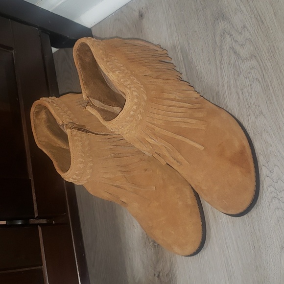 Torrid Brown Fringe Bootie with Block Heel Size 10W - Picture 2 of 7